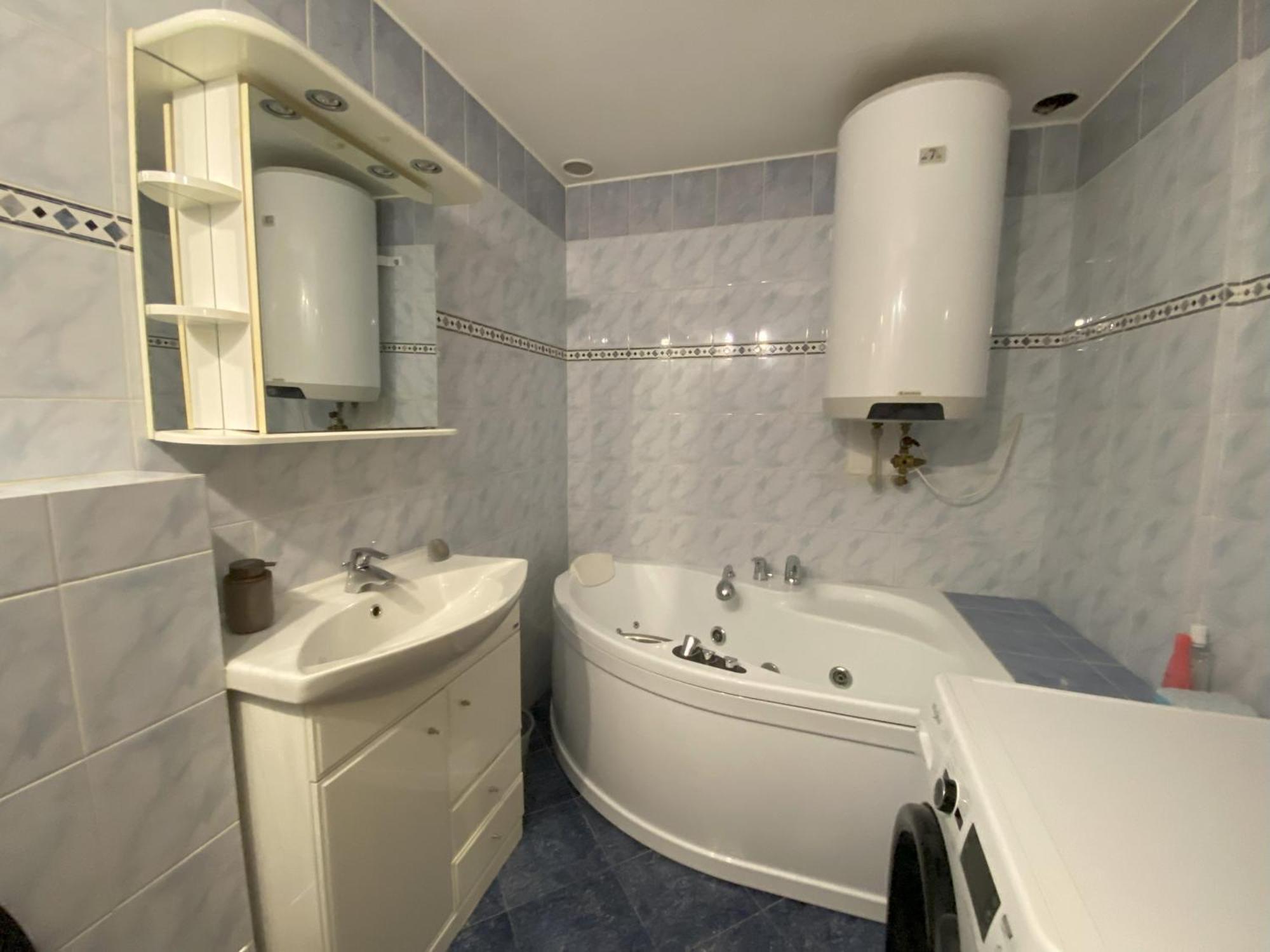 Cozy Garden Apartment In The Heart Of Prága Kültér fotó